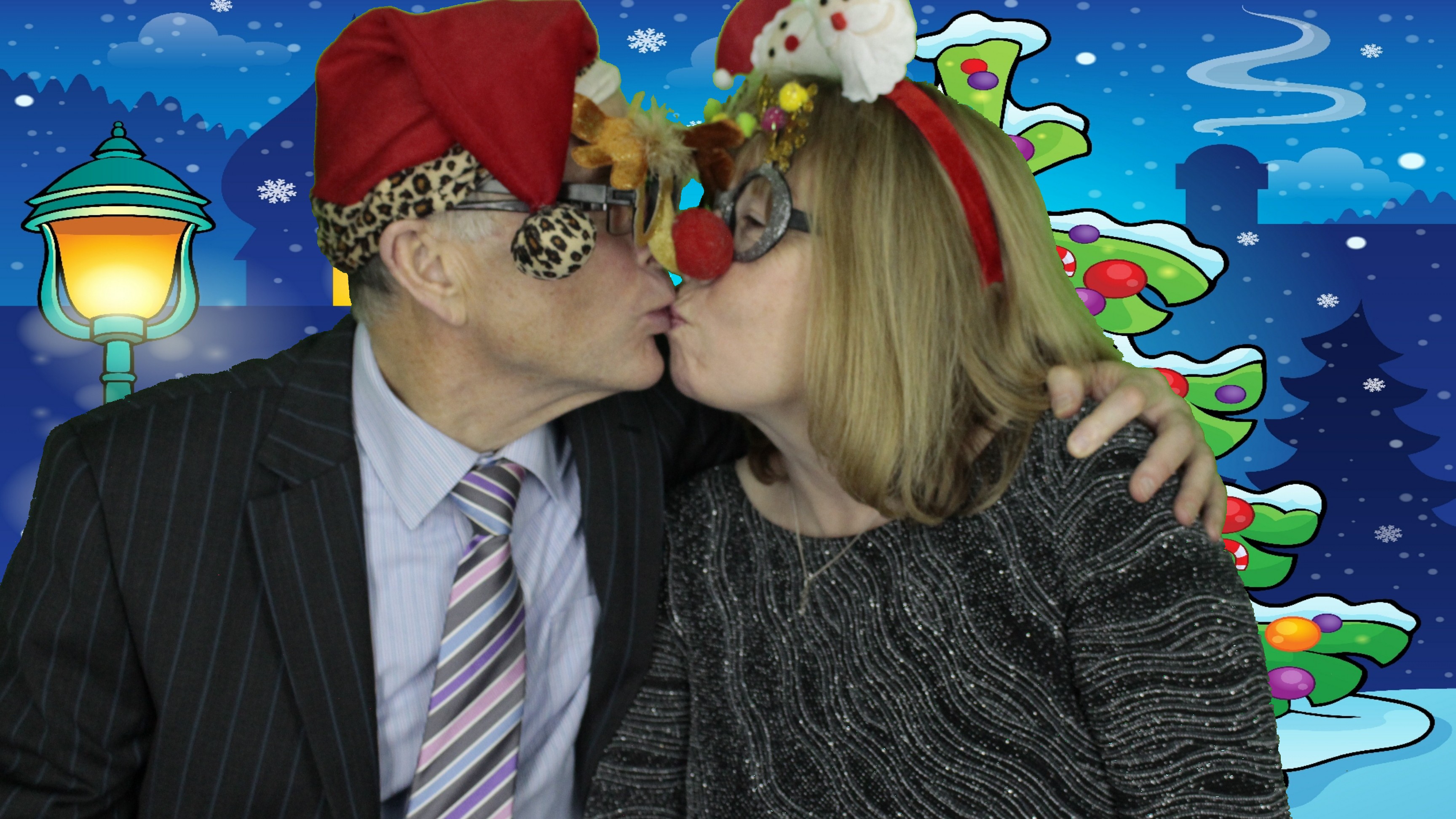 Portsmouth Water Christmas Party | View more photos from the event at gallery.myphotoboothexperience.co.uk/u/MyPhotoBoothExperienceLtd/Portsmouth-Water-Christmas-Party